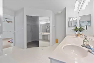 237 NW 100th Ave, Plantation, FL 33324 - Photo 61