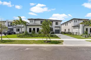 19602 NE 14th Ct, Miami, FL 33179 - Photo 15