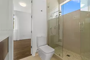 10431 NW 68th Terrace, Doral, FL 33178 - Photo 39