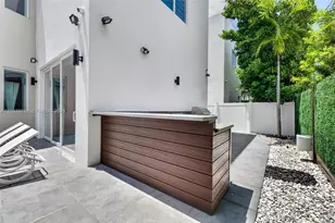 10431 NW 68th Terrace, Doral, FL 33178 - Photo 47