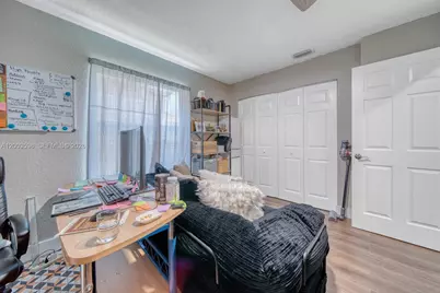 6554 Geneva St, Lake Worth, FL 33467 - Photo 19
