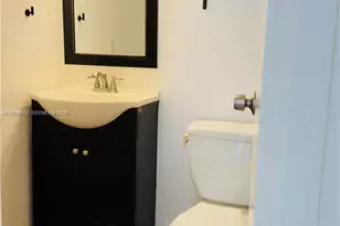 5855 Washington St, Hollywood, FL 33023 - Photo 15