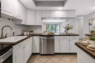 2322 S Cypress Bend Dr, Pompano Beach, FL 33069 - Photo 3