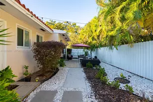 12015 NE 7th Ave, Biscayne Park, FL 33161 - Photo 51