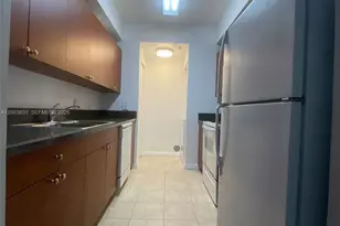 115 SW 11th St, Miami, FL 33130 - Photo 5