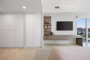 100 S Pointe Dr, Miami Beach, FL 33139 - Photo 21