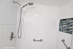 20400 W Country Club Dr, Aventura, FL 33180 - Photo 15