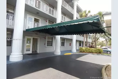 1701 Whitehall Dr #403, Davie, FL 33324 - Photo 1