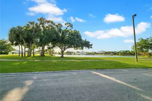 2445 SW 6th Rd SW, Vero Beach, FL 32962 - Photo 15