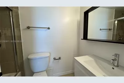 2020 NE 135th St #810, North Miami, FL 33181 - Photo 21
