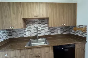 2020 NE 135th St, North Miami, FL 33181 - Photo 7