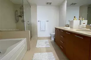 50 Biscayne Blvd, Miami, FL 33132 - Photo 11