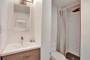 2204 McKinley St, Hollywood, FL 33020 - Photo 17