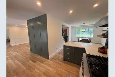 8320 SW 161st St, Palmetto Bay, FL 33157 - Photo 27