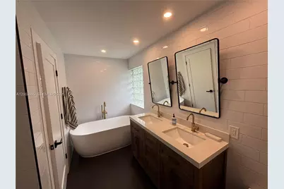 8320 SW 161st St, Palmetto Bay, FL 33157 - Photo 57
