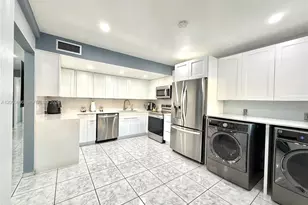 8155 W 9th Ct, Hialeah, FL 33014 - Photo 11