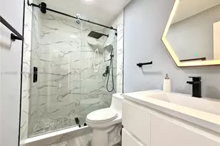8155 W 9th Ct, Hialeah, FL 33014 - Photo 21