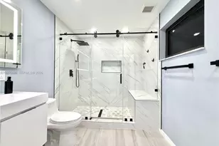 8155 W 9th Ct, Hialeah, FL 33014 - Photo 33