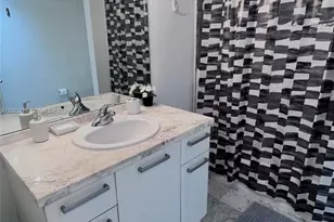 244 Biscayne Blvd, Miami, FL 33132 - Photo 9