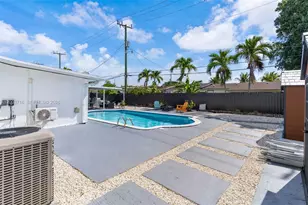 4211 W 8th Ave, Hialeah, FL 33012 - Photo 11