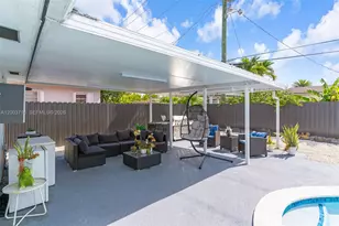 4211 W 8th Ave, Hialeah, FL 33012 - Photo 17
