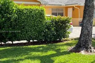 8444 NW 23rd Manor, Coral Springs, FL 33065 - Photo 5