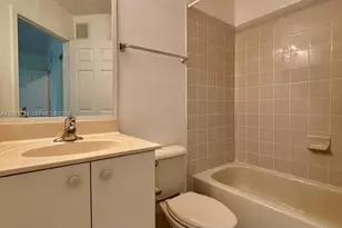 8375 SW 29th St, Miramar, FL 33025 - Photo 21