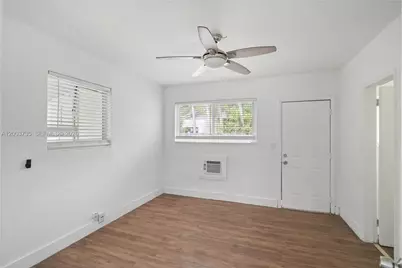 730 84th St, Miami Beach, FL 33141 - Photo 23
