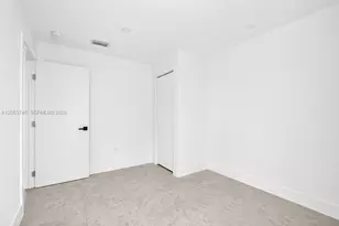 1102 NW 103rd St, Miami, FL 33150 - Photo 17