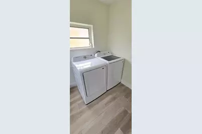 1130 NW 129th St, North Miami, FL 33168 - Photo 29