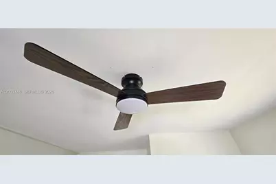 1130 NW 129th St, North Miami, FL 33168 - Photo 27