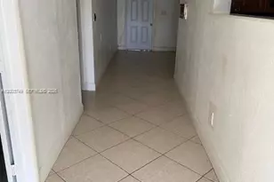 105 NE 17th St, Homestead, FL 33030 - Photo 3