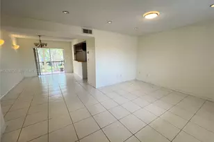8401 SW 107th Ave, Miami, FL 33173 - Photo 3