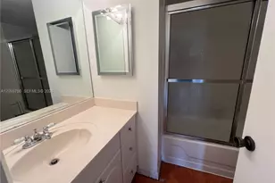 8401 SW 107th Ave, Miami, FL 33173 - Photo 19