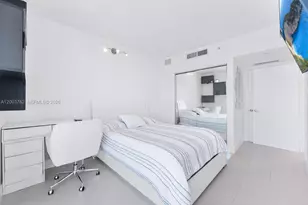 92 SW 3rd St, Miami, FL 33130 - Photo 11