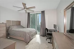 79 SW 12th St, Miami, FL 33130 - Photo 11
