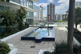 79 SW 12th St, Miami, FL 33130 - Photo 15