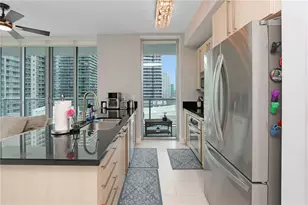 79 SW 12th St, Miami, FL 33130 - Photo 7