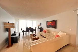 16711 Collins Ave, Sunny Isles Beach, FL 33160 - Photo 7