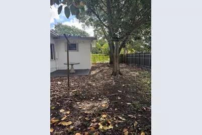 5260 SW 2nd St, Miami, FL 33134 - Photo 25