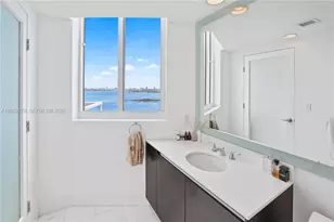 665 NE 25th St, Miami, FL 33137 - Photo 13