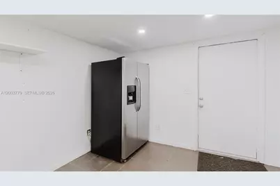 1300 NE 204th St, Miami, FL 33179 - Photo 45