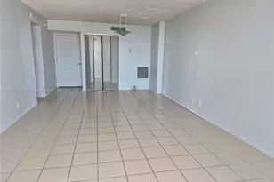 2655 Collins Ave, Miami Beach, FL 33140 - Photo 13