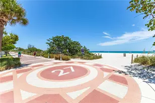 2655 Collins Ave, Miami Beach, FL 33140 - Photo 3