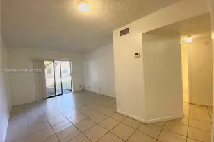 4033 Lakeside Dr, Tamarac, FL 33319 - Photo 11