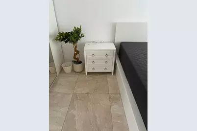 906 NE 6th St #0, Hallandale Beach, FL 33009 - Photo 15