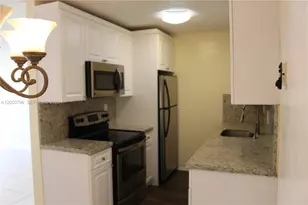 7208 Fairway Dr, Miami Lakes, FL 33014 - Photo 9