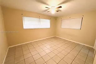 1050 SW 2nd Ave, Dania Beach, FL 33004 - Photo 7