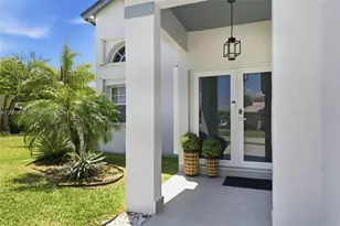 8550 SW 208th St, Cutler Bay, FL 33189 - Photo 3