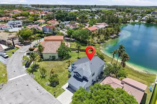 8550 SW 208th St, Cutler Bay, FL 33189 - Photo 27